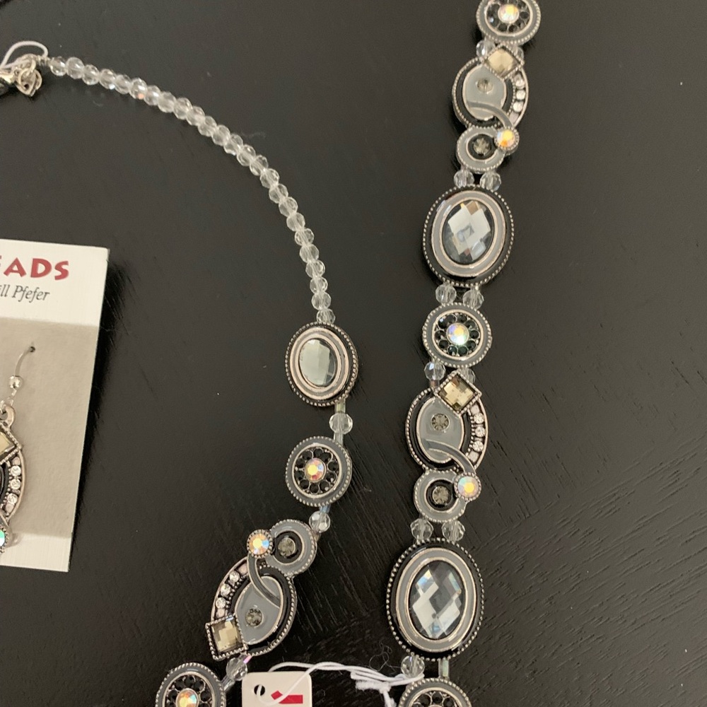 NWT Jill Pfefer Designs JILLBEADS necklace, bracelet and earrings. - Picture 4 of 9